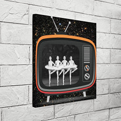 Холст квадратный Лебединое озеро по телевизору, цвет: 3D-принт — фото 2