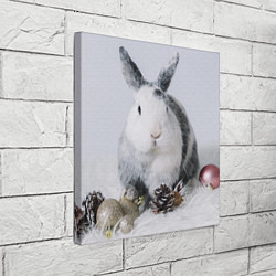 Холст квадратный Кролик с шишками и игрушками, цвет: 3D-принт — фото 2
