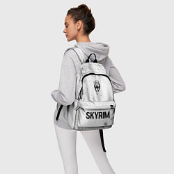 Рюкзак Skyrim glitch на светлом фоне: символ, надпись, цвет: 3D-принт — фото 2