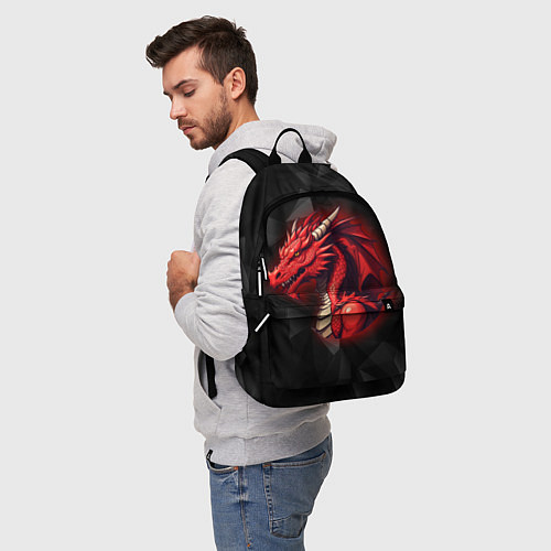 Рюкзак Красный дракон на полигональном черном фоне / 3D-принт – фото 5