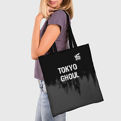 Сумка-шопер Tokyo Ghoul glitch на темном фоне: символ сверху, цвет: 3D-принт — фото 2
