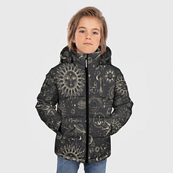 Куртка зимняя для мальчика Небесные тела, созвездия, солнце, космос, мистика, цвет: 3D-черный — фото 2