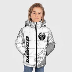Куртка зимняя для мальчика Daewoo Speed на светлом фоне со следами шин, цвет: 3D-черный — фото 2