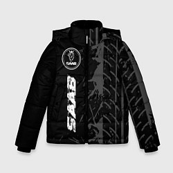 Зимняя куртка для мальчика Saab speed на темном фоне со следами шин: по-верти