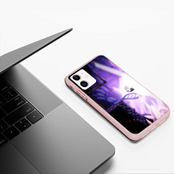 Чехол iPhone 11 матовый HOLLOW KNIGHT, цвет: 3D-светло-розовый — фото 2