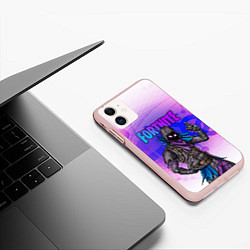 Чехол iPhone 11 матовый FORTNITE CROW, цвет: 3D-светло-розовый — фото 2