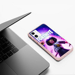Чехол iPhone 11 матовый Фортнайт Доктор Слоун - 7 сезон, цвет: 3D-светло-розовый — фото 2