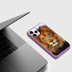 Чехол iPhone 11 Pro матовый Красавец лев, цвет: 3D-фиолетовый — фото 2