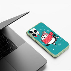 Чехол iPhone 11 Pro матовый Пингвинчик на коньках, цвет: 3D-салатовый — фото 2
