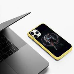 Чехол iPhone 11 Pro матовый Quake champions, цвет: 3D-желтый — фото 2