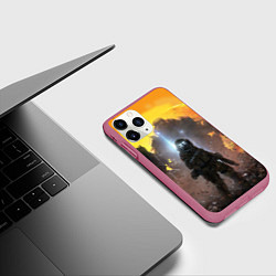 Чехол iPhone 11 Pro матовый Titanfall: Robots War, цвет: 3D-малиновый — фото 2