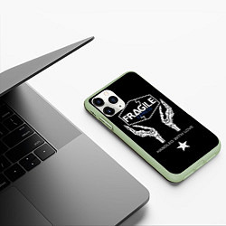 Чехол iPhone 11 Pro матовый Death Stranding: Fragile Express, цвет: 3D-салатовый — фото 2