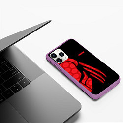 Чехол iPhone 11 Pro матовый Predator: Red Light, цвет: 3D-фиолетовый — фото 2