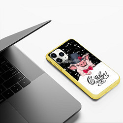 Чехол iPhone 11 Pro матовый Мистер Поросенок, цвет: 3D-желтый — фото 2