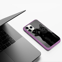 Чехол iPhone 11 Pro матовый Черный котик, цвет: 3D-фиолетовый — фото 2