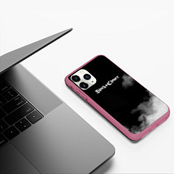 Чехол iPhone 11 Pro матовый Чёрный клевер, цвет: 3D-малиновый — фото 2