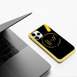 Чехол iPhone 11 Pro матовый 21 Pilots: Logo, цвет: 3D-желтый — фото 2