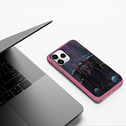 Чехол iPhone 11 Pro матовый Overlord, цвет: 3D-малиновый — фото 2