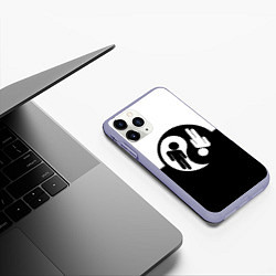 Чехол iPhone 11 Pro матовый Billie Eilish: Yin-Yang, цвет: 3D-светло-сиреневый — фото 2