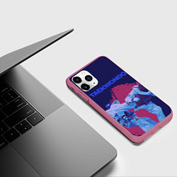 Чехол iPhone 11 Pro матовый Taekwondo, цвет: 3D-малиновый — фото 2