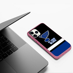 Чехол iPhone 11 Pro матовый Сент-Луис Блюз, цвет: 3D-малиновый — фото 2