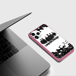 Чехол iPhone 11 Pro матовый LINKIN PARKспина, цвет: 3D-малиновый — фото 2