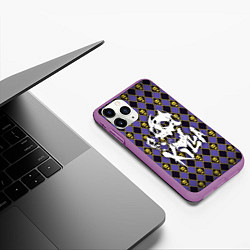 Чехол iPhone 11 Pro матовый KILLER QUEEN, цвет: 3D-фиолетовый — фото 2