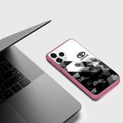 Чехол iPhone 11 Pro матовый TOYOTA, цвет: 3D-малиновый — фото 2