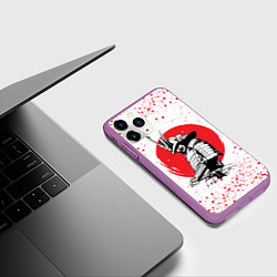 Чехол iPhone 11 Pro матовый Самурай в каплях крови Z, цвет: 3D-фиолетовый — фото 2