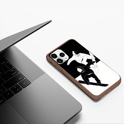 Чехол iPhone 11 Pro матовый Сноубордисты, цвет: 3D-коричневый — фото 2