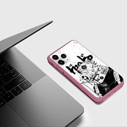 Чехол iPhone 11 Pro матовый DOROHEDORO, цвет: 3D-малиновый — фото 2