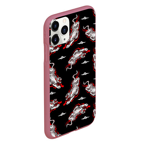 Чехол iPhone 11 Pro матовый Японский стиль - тигры / 3D-Малиновый – фото 2