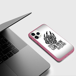 Чехол iPhone 11 Pro матовый ПОМНИ СЛАВЯНИН СВОИ КОРНИ, цвет: 3D-малиновый — фото 2