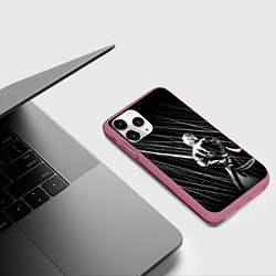 Чехол iPhone 11 Pro матовый Вирджил под дождём, цвет: 3D-малиновый — фото 2