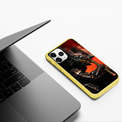 Чехол iPhone 11 Pro матовый БЕРСЕРК оранжевый, цвет: 3D-желтый — фото 2