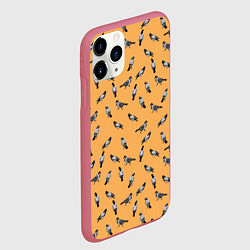 Чехол iPhone 11 Pro матовый Голуби паттерн на желтом, цвет: 3D-малиновый — фото 2