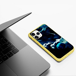 Чехол iPhone 11 Pro матовый КОСМИЧЕСКИЕ ОБЛАКА, цвет: 3D-желтый — фото 2