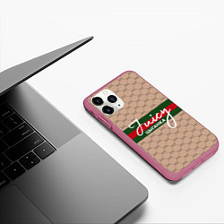 Чехол iPhone 11 Pro матовый Juicy цыганка Gucci, цвет: 3D-малиновый — фото 2