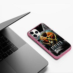 Чехол iPhone 11 Pro матовый STALKER SHADOW OF CHERNOBYL СТАЛКЕР ТЕНИ ЧЕРНОБЫЛЯ, цвет: 3D-малиновый — фото 2