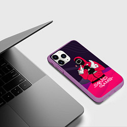 Чехол iPhone 11 Pro матовый Игра в кальмара - с милым котиком, цвет: 3D-фиолетовый — фото 2