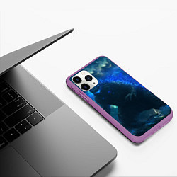 Чехол iPhone 11 Pro матовый ГОДЗИЛЛА В МОРЕ, цвет: 3D-фиолетовый — фото 2
