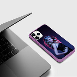 Чехол iPhone 11 Pro матовый Игривая Тейлор, цвет: 3D-фиолетовый — фото 2