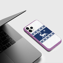 Чехол iPhone 11 Pro матовый Северный Олень звезда, цвет: 3D-фиолетовый — фото 2