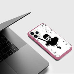 Чехол iPhone 11 Pro матовый Берсерк Berserk, цвет: 3D-малиновый — фото 2