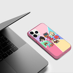 Чехол iPhone 11 Pro матовый TOCA BOCA WORLD HEROES ТОКА БОКА, цвет: 3D-малиновый — фото 2