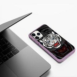 Чехол iPhone 11 Pro матовый ЧЁРНЫЙ ТИГР BLACK TIGER УЗОР, цвет: 3D-сиреневый — фото 2
