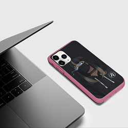 Чехол iPhone 11 Pro матовый Девочка в маске, цвет: 3D-малиновый — фото 2