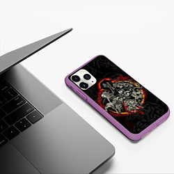 Чехол iPhone 11 Pro матовый ГЕРОЙ АНИМЕ БЕРСЕРК BERSERK, цвет: 3D-фиолетовый — фото 2