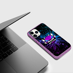 Чехол iPhone 11 Pro матовый Geometry Dash - Грозовой смайл, цвет: 3D-фиолетовый — фото 2