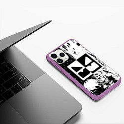 Чехол iPhone 11 Pro матовый GEOMETRY DASH BLACK & WHITE SMILE, цвет: 3D-фиолетовый — фото 2